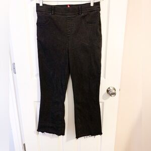 SPANX Black Ankle Jeans with frayed hem - size L